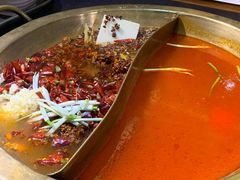 -沸炉重庆老火锅(军事博物馆店)