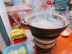 -威邵鸡煲(西华路总店)