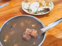 -丁红照水煎包胡辣汤