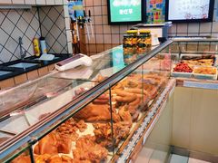 面包甜点陈列柜-京八珍(虎坊桥店)