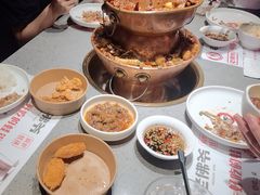 -老佛爷铜炉蛙锅(东门老街店)