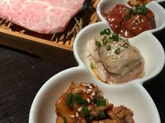 -山川小町·极番烧肉(新地假日广场店)