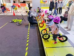 -Kiddo趣多儿童滑步车骑行会(宏泰广场店)