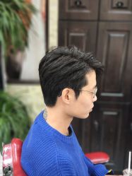 -东方先生国潮男士理发馆