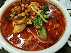 -水平有限螺蛳粉(宏达大厦店)