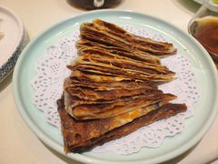 麻酱糖饼-惠丰堂饭庄·烤鸭·京味菜(民族大学店)