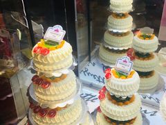 -巴黎贝甜(大宁国际商业广场店)