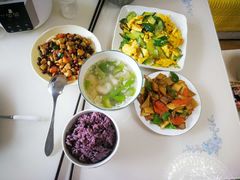 -爱月宝月嫂·育儿嫂(哈尔滨总店)