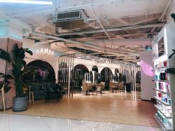 -BULB STUDIO 巴柏明星发型工作室