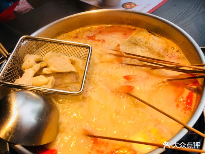 不二泰式海鲜火锅(凯德天府店)冬阴功汤锅图片