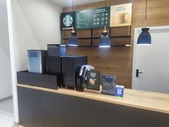 -杭州中沃沃尔沃4S店(滨江区店)