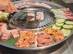 -哈哈碳都·牛肋条无限自助烤肉(宝龙店)