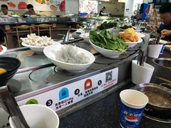 自助调料区-咕叽咕叽自助烤肉小火锅(西城广场购物中心店)