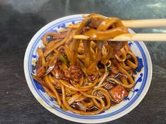 -珠宝街老左杂酱面馆