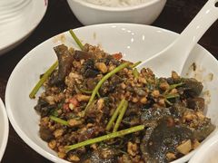 -黄弟大排档·湖南菜·小龙虾·小海鲜(凯旋北路店)