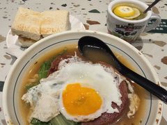 所向无敌餐蛋面-华嫂冰室(湾仔店)