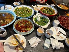 -万重锦·人文川菜馆(骡马市店)