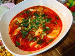 -席娜卡琳火车铁道夜市