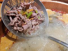 -洱火云南酸菜牛肉火锅(石景山当代商城店)