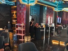 -屋有岛沉浸游戏旗舰店(中山公园店)