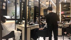 -HAIR CORNER