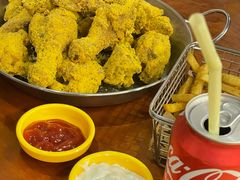 -BHC炸鸡(明洞总店)