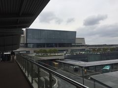 -上海虹桥客运西站