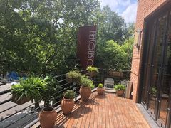 -龙门阵茶屋川菜馆(武康路店)