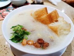 荔湾艇仔粥-点都德(春熙路群光广场店)