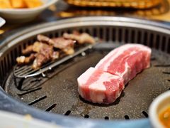 烤五花肉-黄金牧场(明洞总店)