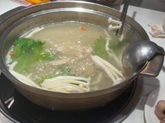 -烹然四季椰子鸡火锅(姚家园万象汇店)