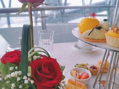 -广州塔卢特斯法国旋转餐厅