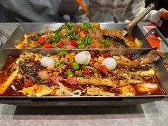 -鸣记脆皮烤鱼·海鲜烤鱼(马栏店)