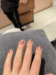 -悦指间美甲美睫美肤