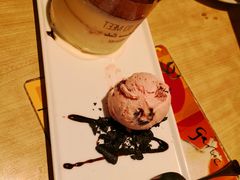 -必胜客(WOW中心城店)