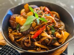九层塔三杯什锦菇-Let's Taipei 非常烘焙(太古里店)