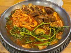 -喇喇排骨火锅·传统韩式脊骨汤(望京西园总店)