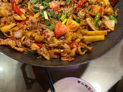-富正毅三下锅·湘西韵味(天门山索道店)