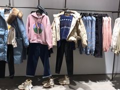 -URBAN REVIVO(荟聚中心店)