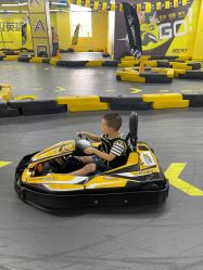 -咔叮卡丁·儿童室内赛车馆