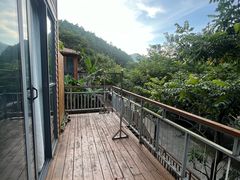 -十万大山布透温泉