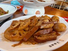 -老鼎万春卤菜(五代传承创始老店)