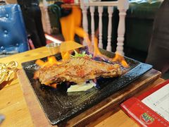 莫斯科火焰牛排-米德维奇俄式西餐厅(西六道街店)