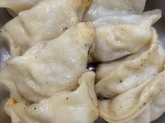 -黄阿姨锅贴大王(万航渡路店)