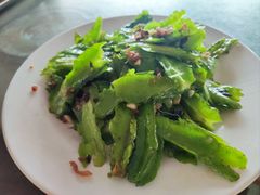 -岛中岛·海鲜大排档·万宁老字号(东澳店)