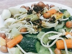 炸酱面，-杨记老门框百年卤煮(回龙观文华西路店)