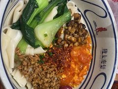 -陇上秦轩西安biangbiang面(朝龙汇店)