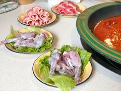 现杀牛蛙-有拈头成都市井火锅(老门东店)