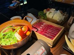 -满满初牛·炭烧牛肉专门店(国大店)