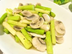 -楚山晓·湖北菜(武汉光谷K11店)